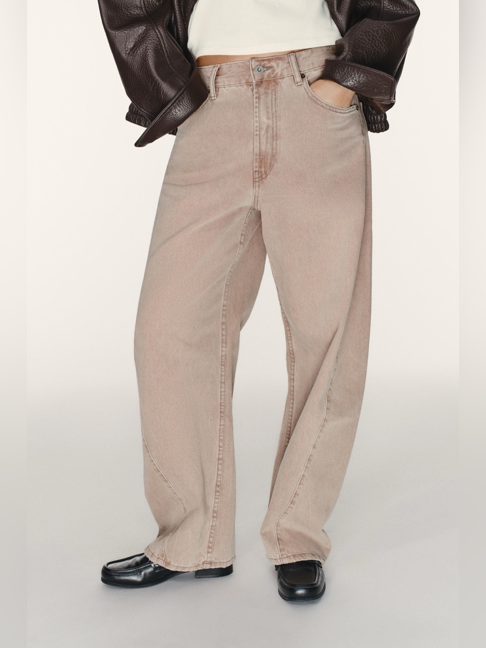 Zara High-Rise New baggy balloon Leg Women's Jeans - Taupe